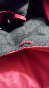 Figure 17 . Detached buttonhole stitch loop.